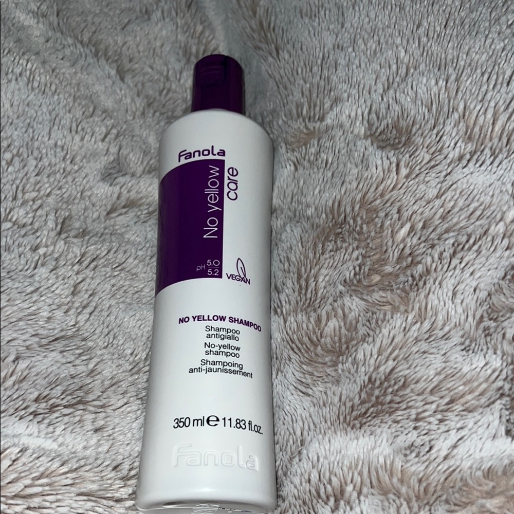 Nola Purple and White Shampoo for Vibrant Hair